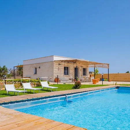 Villa Li Tratturi Luxury By Hdsalento Corsano (Apulia)